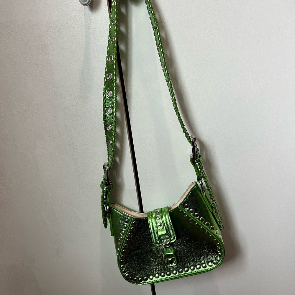 Urban outfitters green purse